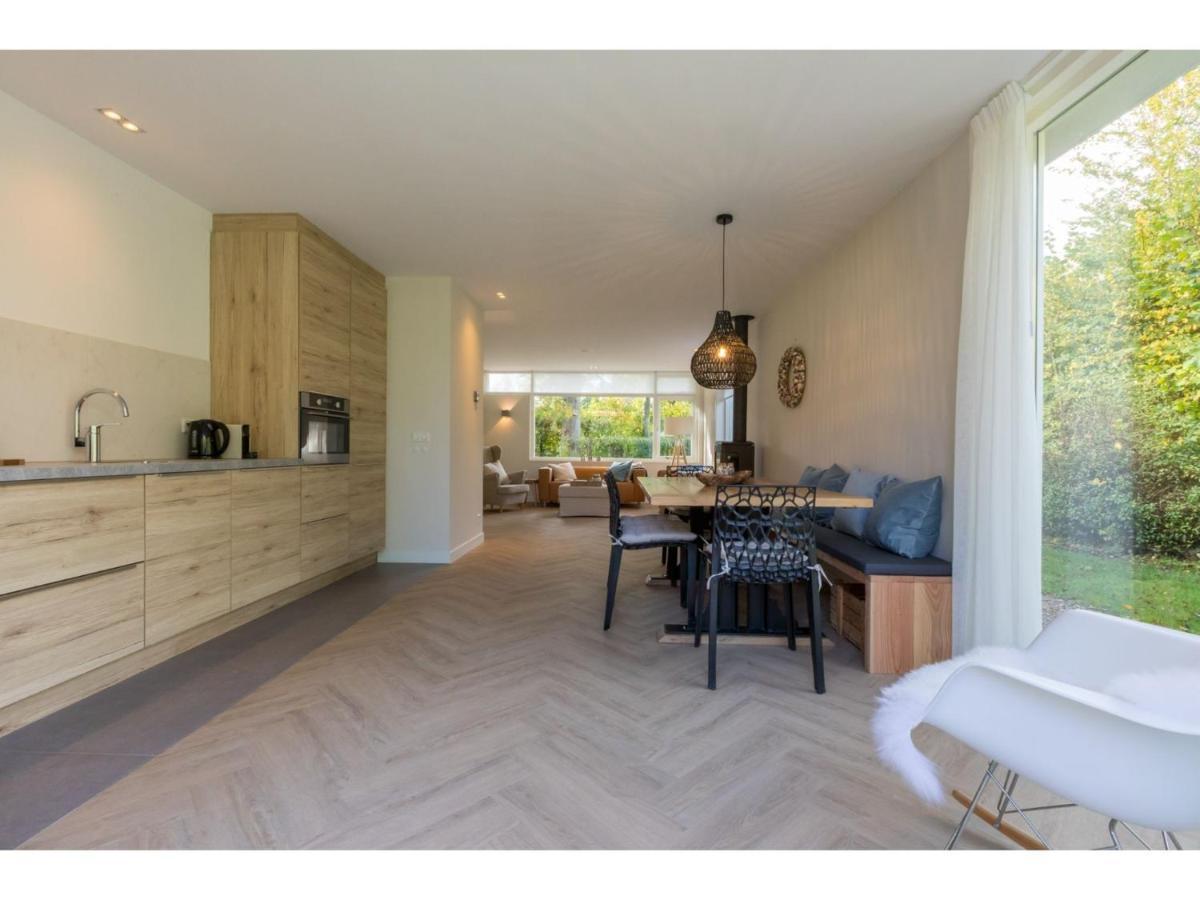 Beautiful Holiday Home With Sauna In A Quiet Wooded Area In Oostkapelle Exterior foto