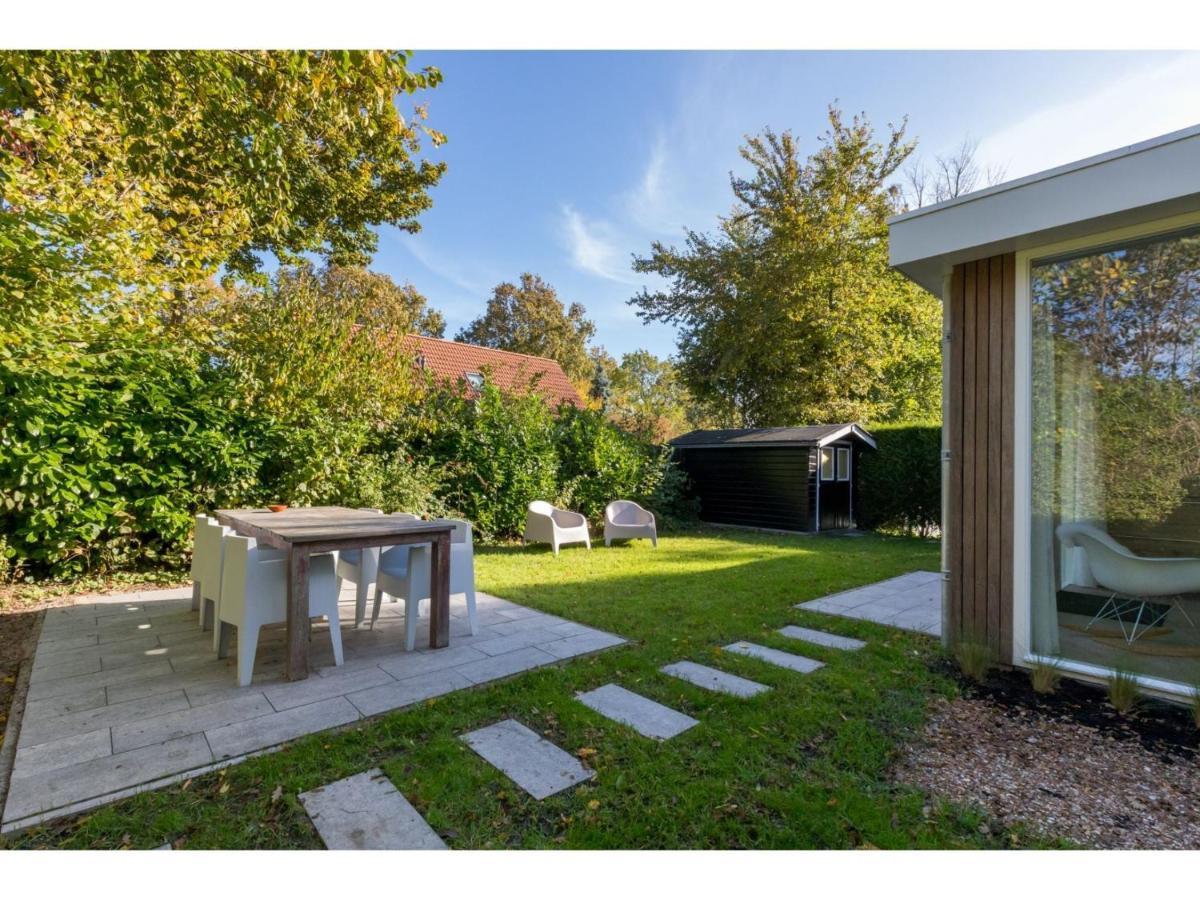 Beautiful Holiday Home With Sauna In A Quiet Wooded Area In Oostkapelle Exterior foto
